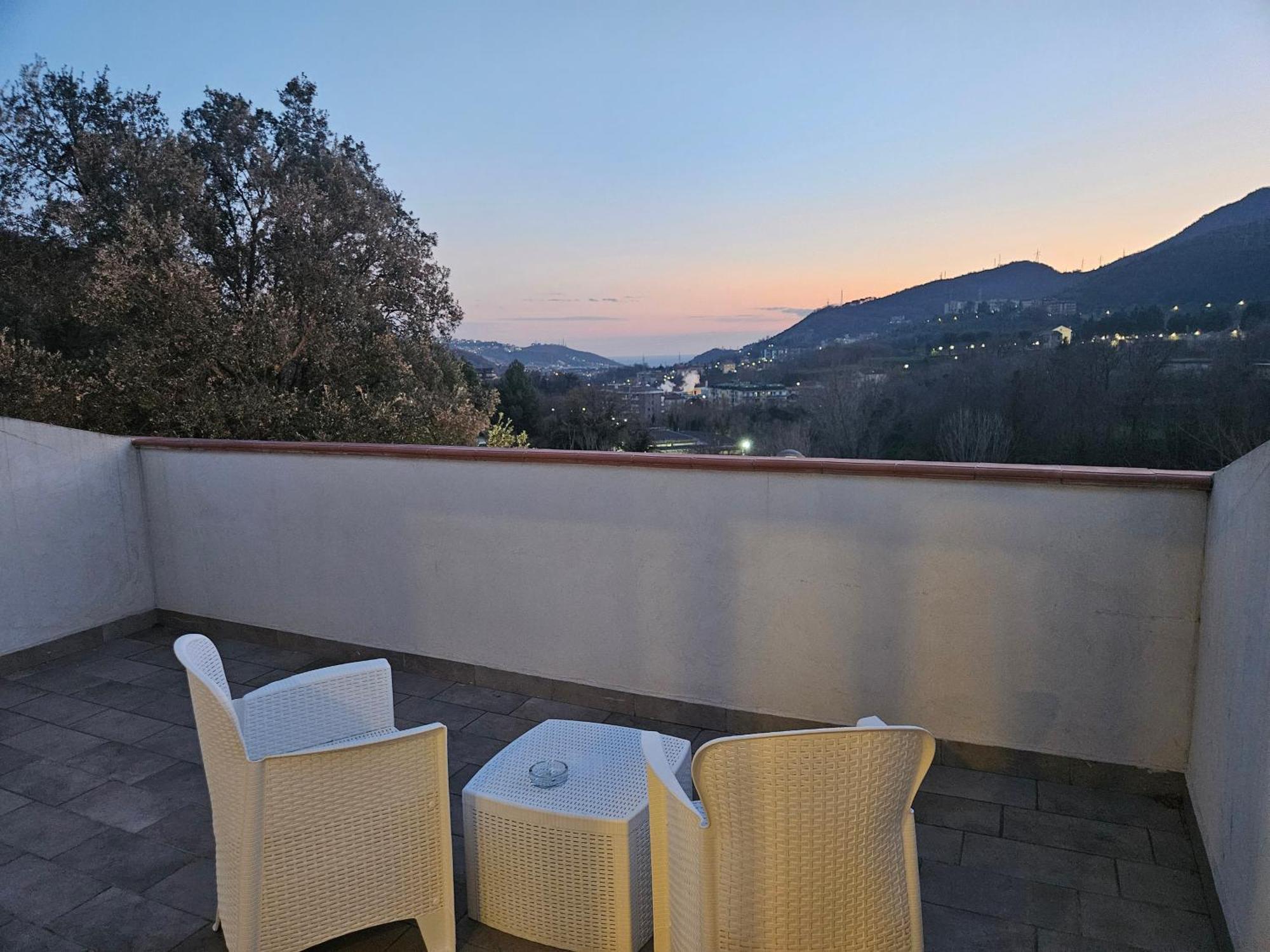 Setteabbracci Suite & Apartments Baronissi Exterior photo